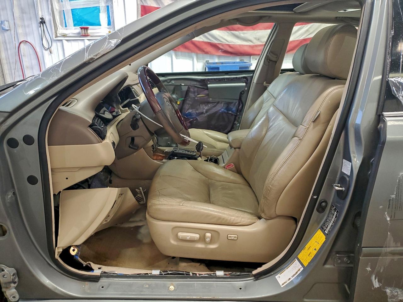 2004 Lexus Es 330 VIN: JTHBA30G645001472 Lot: 94423415