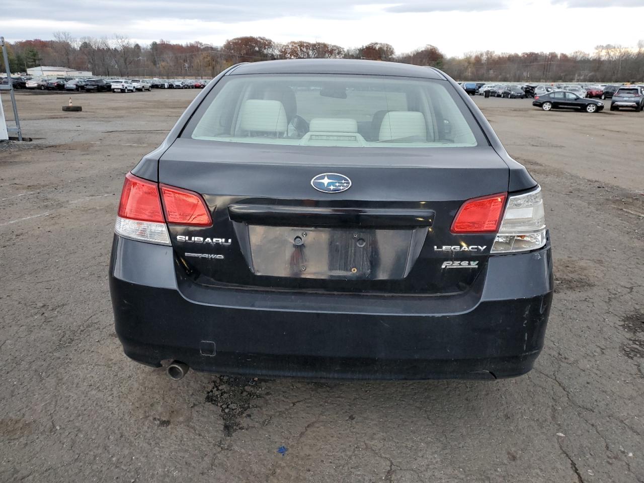 2010 Subaru Legacy 2.5I Premium VIN: 4S3BMBC60A3219131 Lot: 92471305