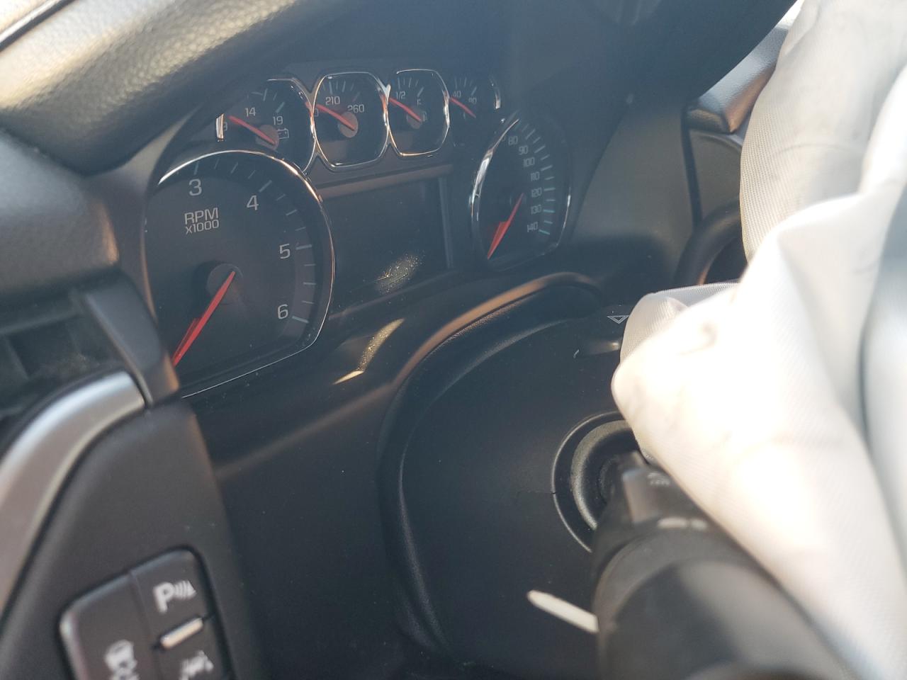 2016 Chevrolet Suburban C1500 Lt VIN: 1GNSCHKC1GR392666 Lot: 92248575