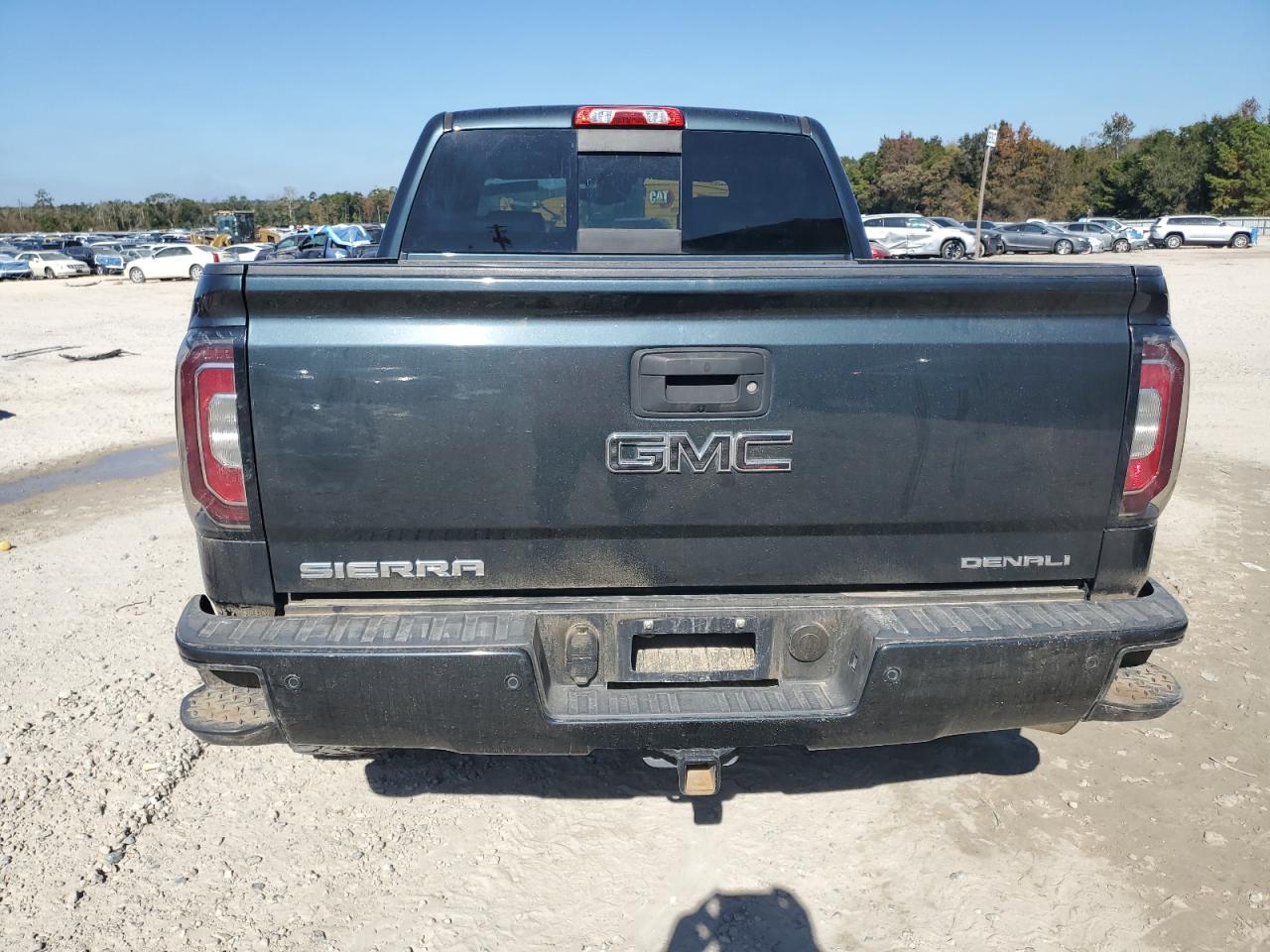 2018 GMC Sierra K1500 Denali VIN: 3GTU2PEJ7JG392817 Lot: 92199795