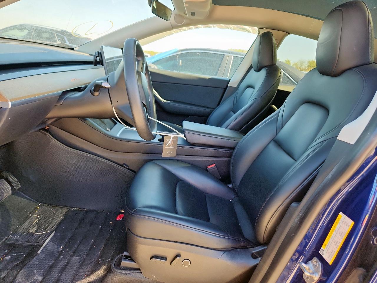 2022 Tesla Model Y VIN: 7SAYGDEE1NA007249 Lot: 90043905