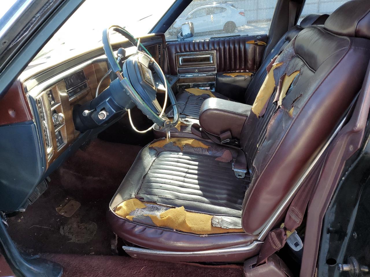 1987 Cadillac Brougham VIN: 1G6DW51Y2H9760555 Lot: 90551385