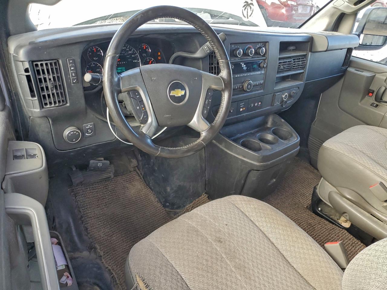 2017 Chevrolet Express G2500 VIN: 1GCWGAFG0H1192249 Lot: 94146135