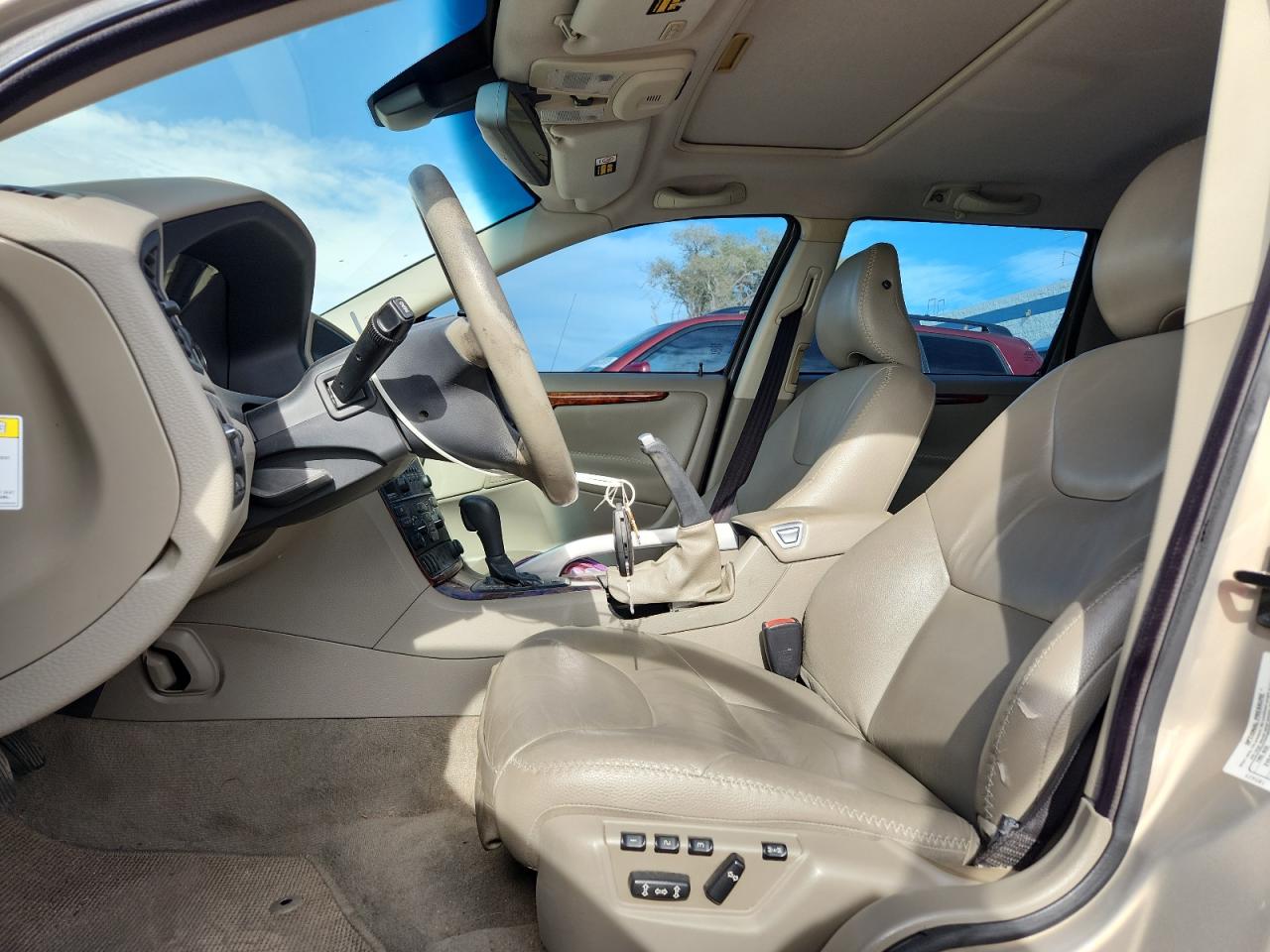 2005 Volvo Xc70 VIN: YV1SZ592351185625 Lot: 92194885