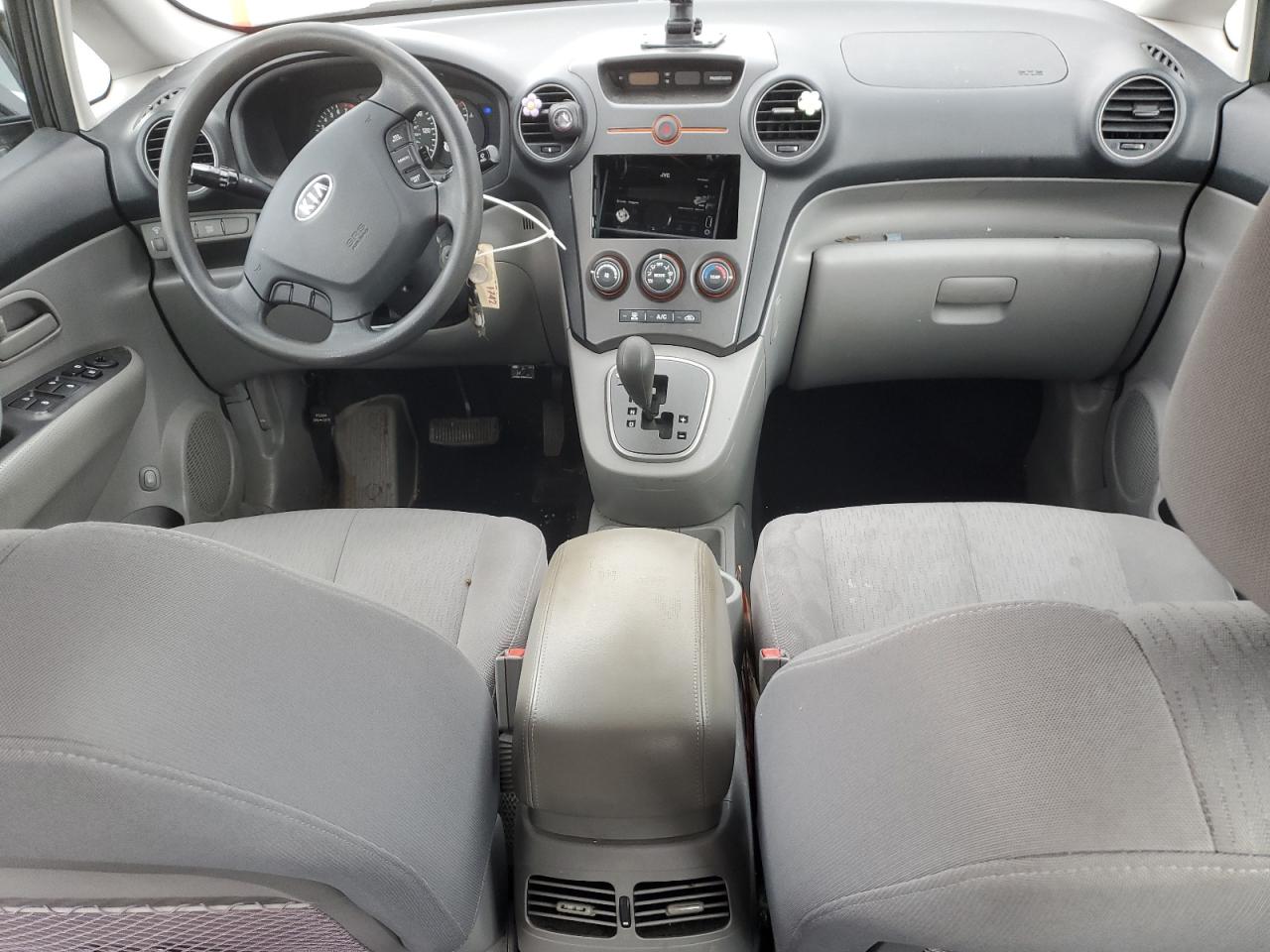 2008 Kia Rondo Base VIN: KNAFG525687130571 Lot: 92356595