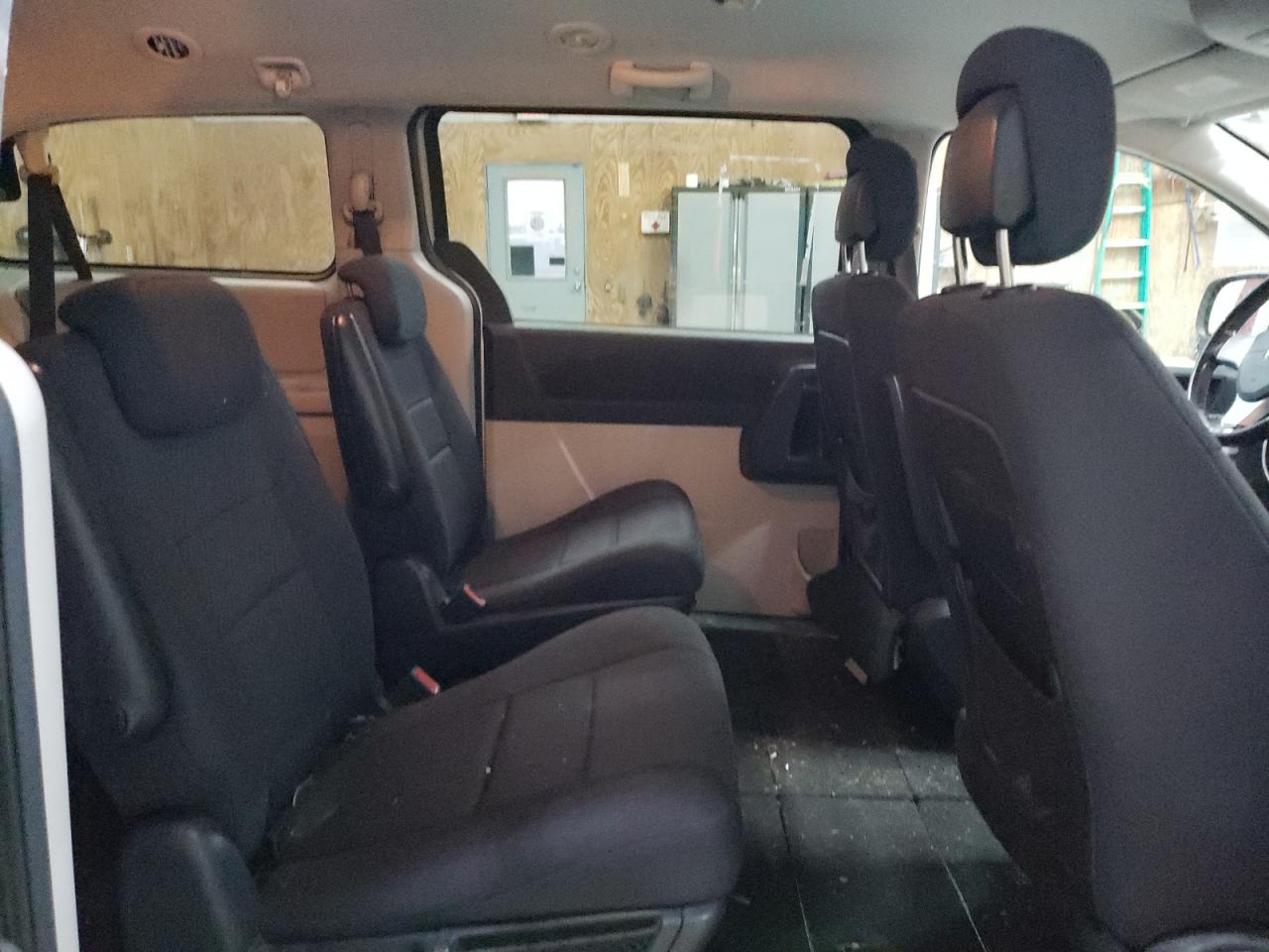 2010 Dodge Grand Caravan Hero VIN: 2D4RN3D14AR389300 Lot: 91369445