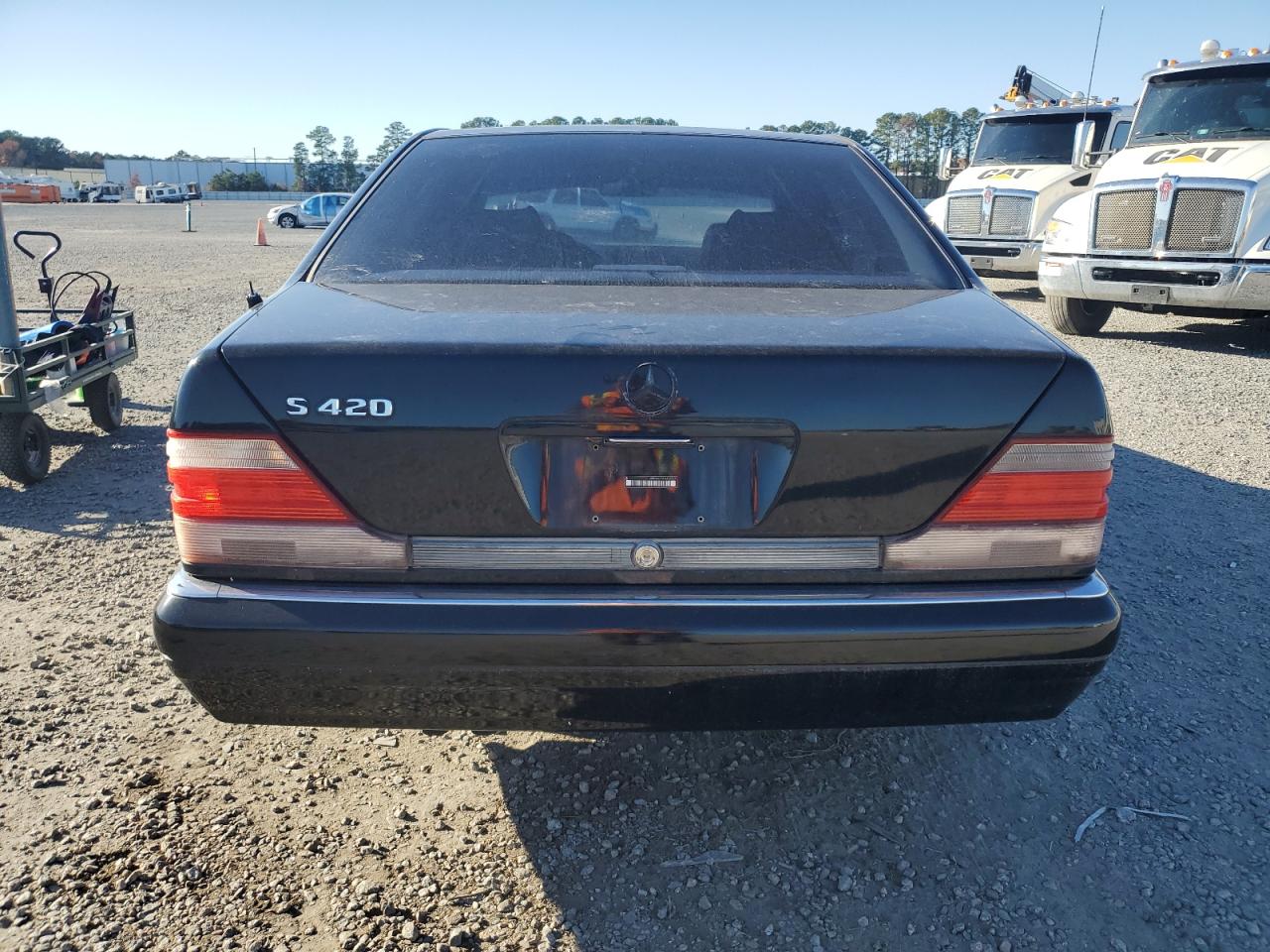 1998 Mercedes-Benz S 420 VIN: WDBGA43G7WA377731 Lot: 92929855
