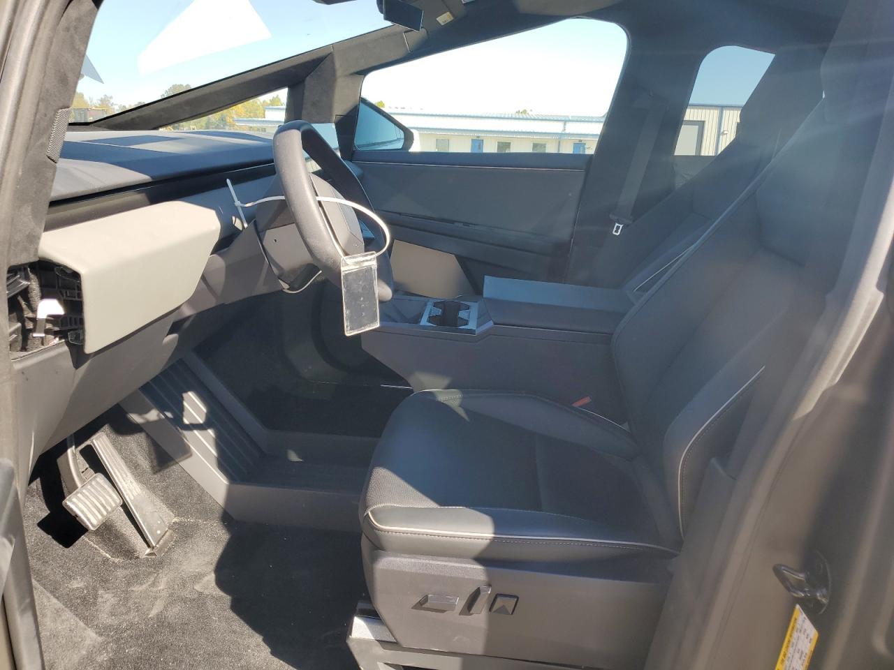 2025 Tesla Cybertruck VIN: 7G2CEHED8SA075410 Lot: 82667115