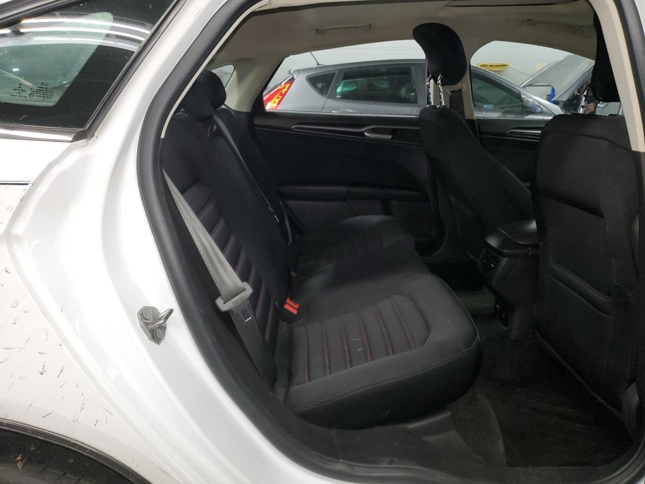 2015 Ford Fusion Se Hybrid VIN: 3FA6P0LU4FR147148 Lot: 92434885