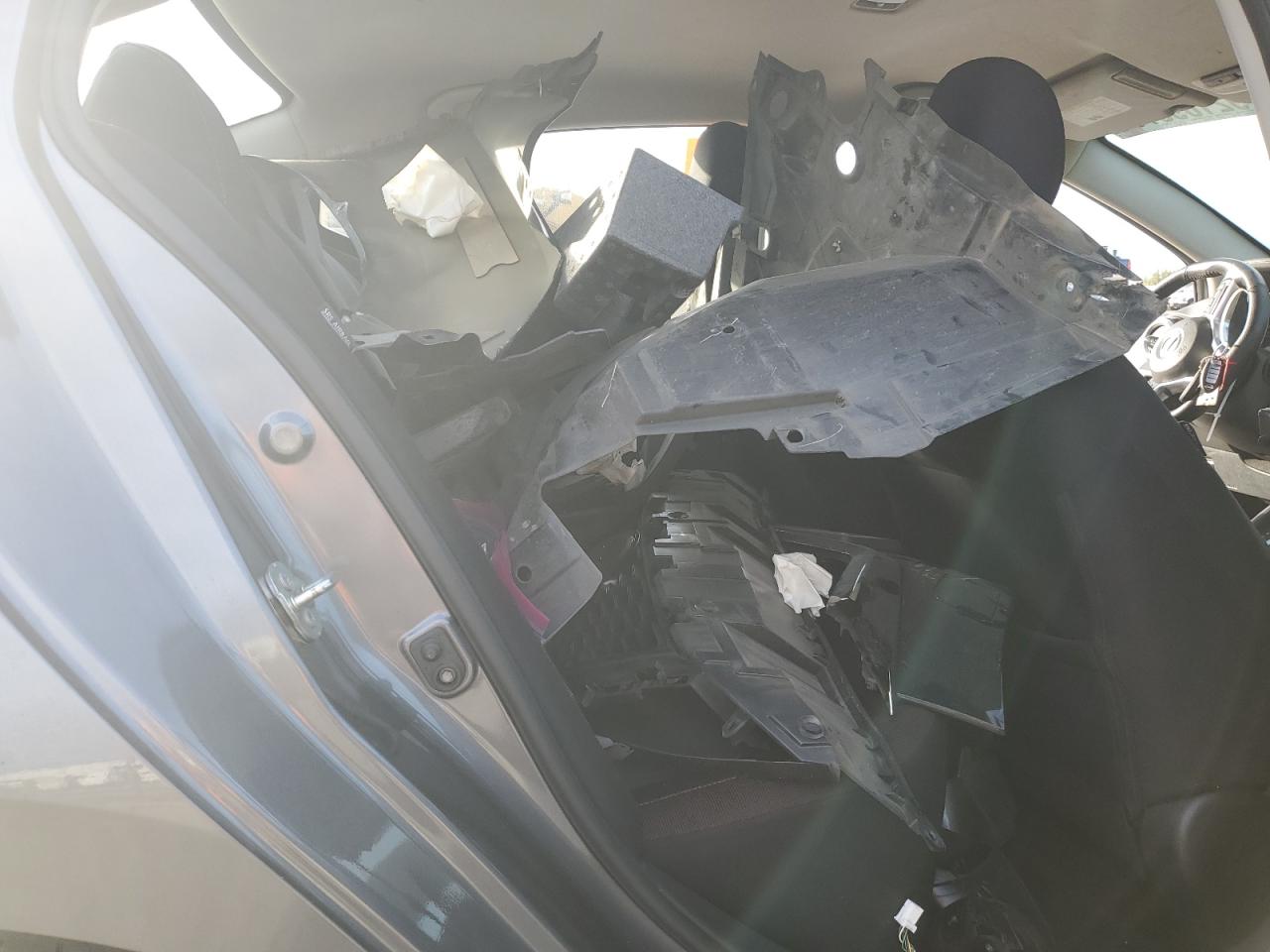 2022 Nissan Versa Sr VIN: 3N1CN8FV6NL868209 Lot: 92109875