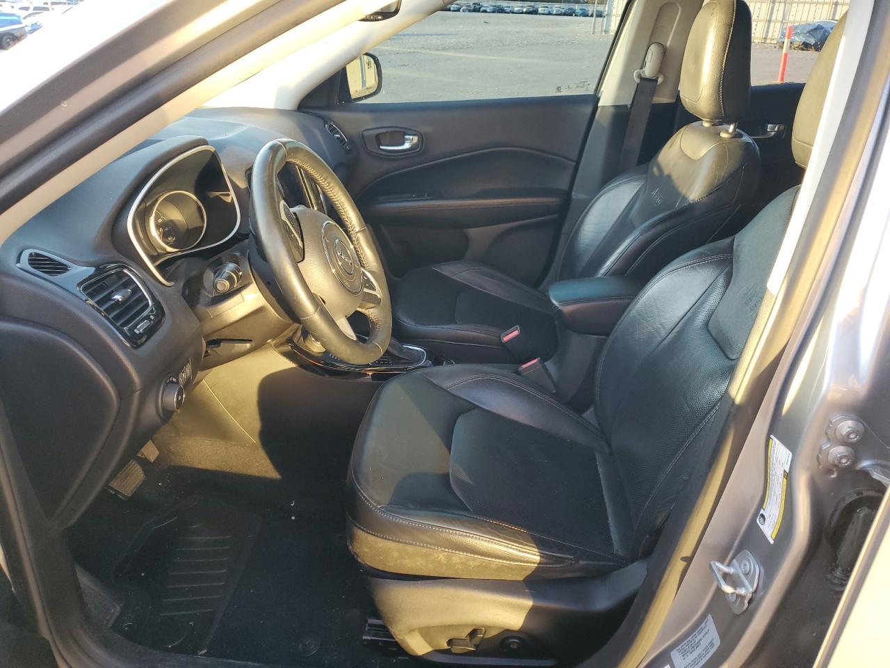 2017 Jeep Compass Limited VIN: 3C4NJDCB2HT647019 Lot: 92436015