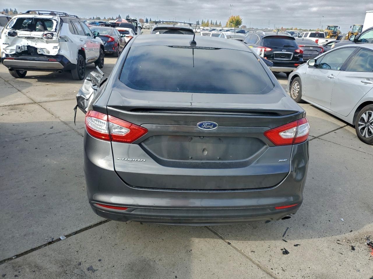 2015 Ford Fusion Se VIN: 3FA6P0H74FR214124 Lot: 93927645