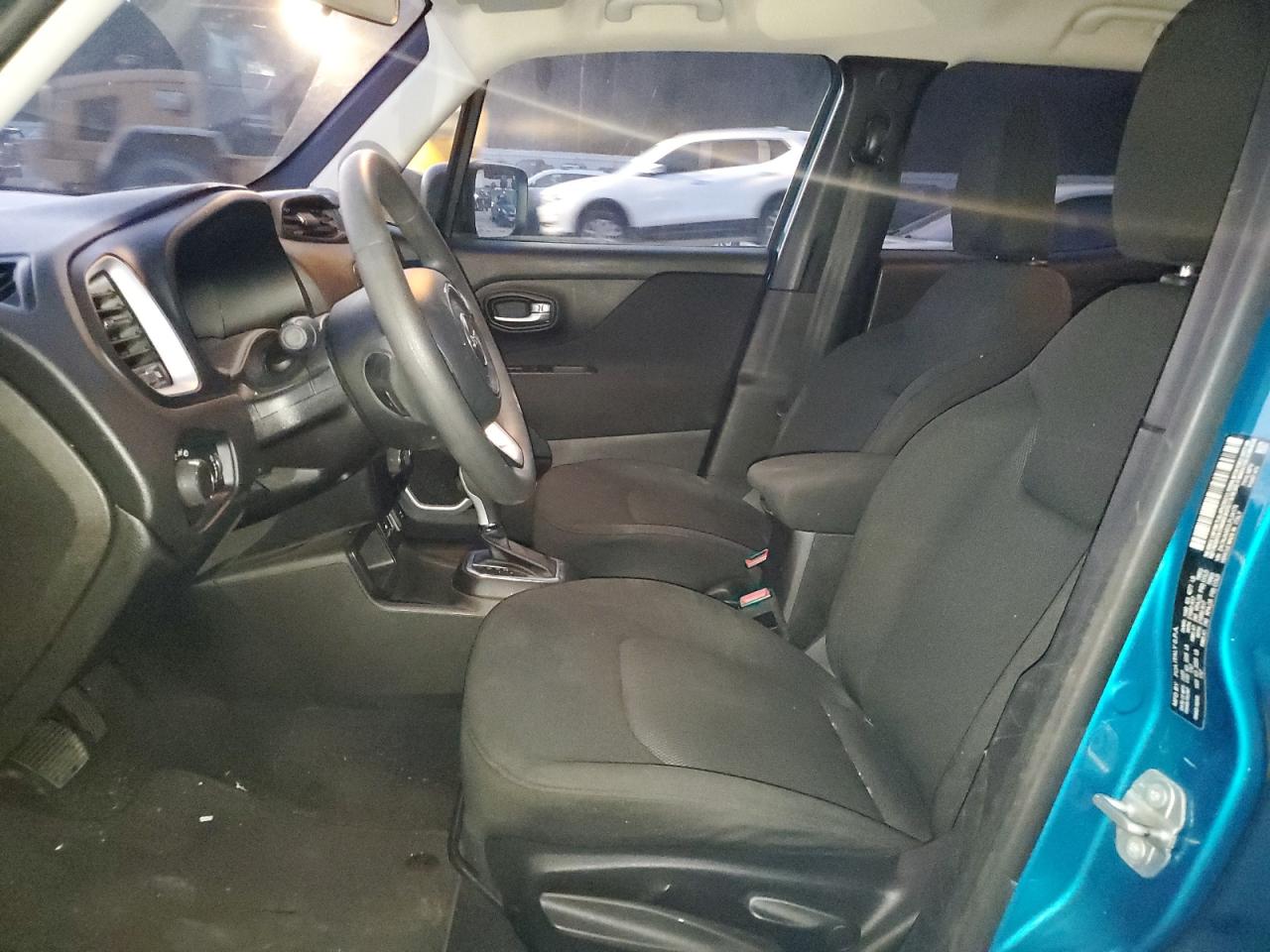 2020 Jeep Renegade Sport VIN: ZACNJAAB2LPL64179 Lot: 92910755