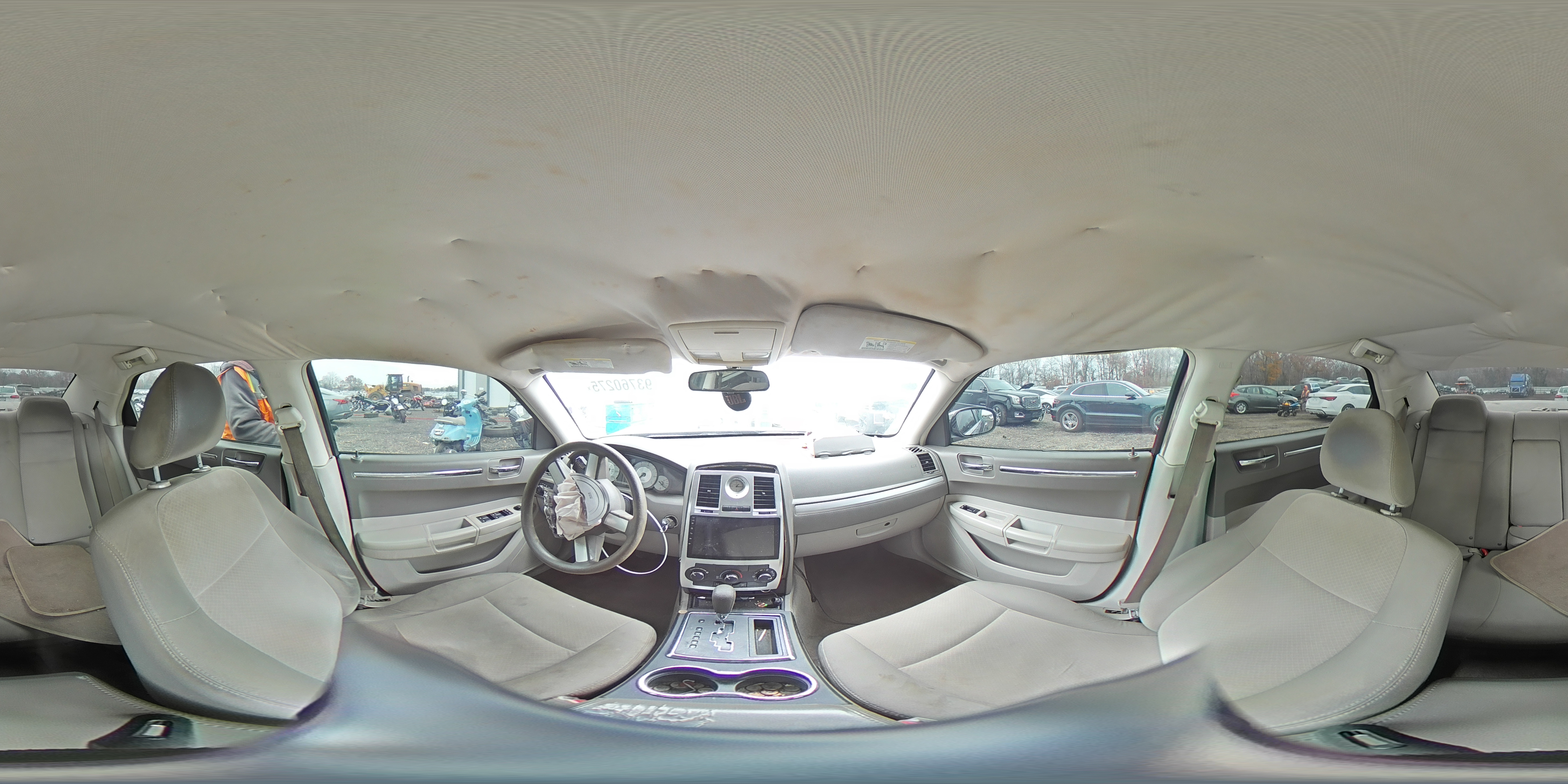 2010 Chrysler 300 Touring VIN: 2C3CA4CDXAH106117 Lot: 93760275