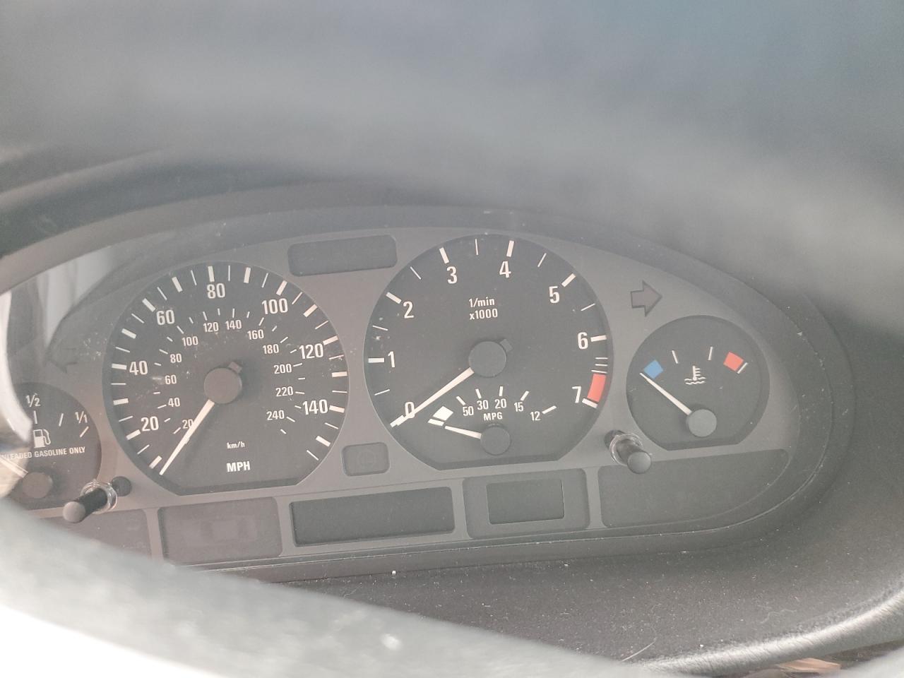 2003 BMW 325 I VIN: WBAEV33403KR25407 Lot: 91111125