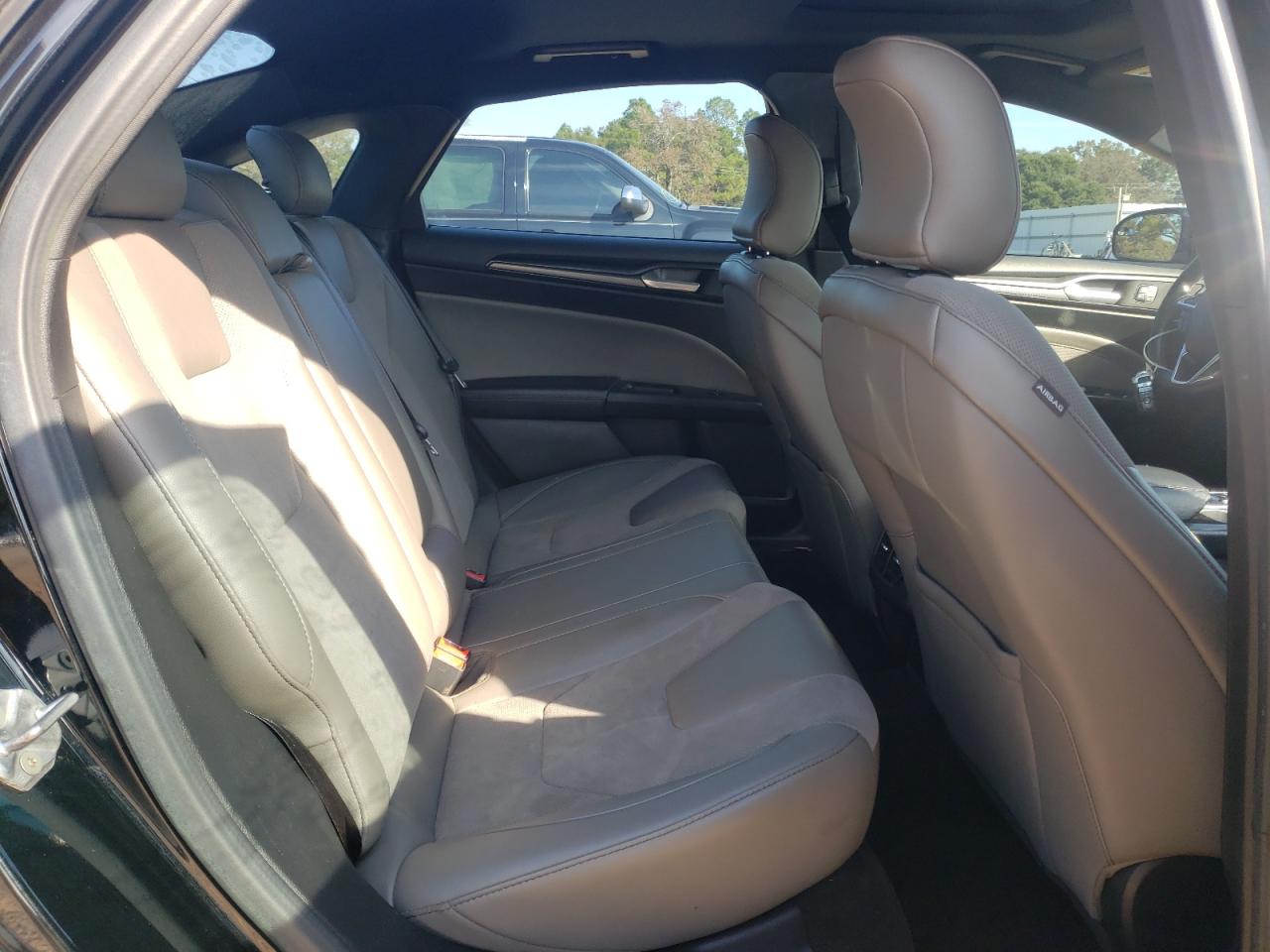 2017 Ford Fusion Sport VIN: 3FA6P0VP4HR251231 Lot: 93028305