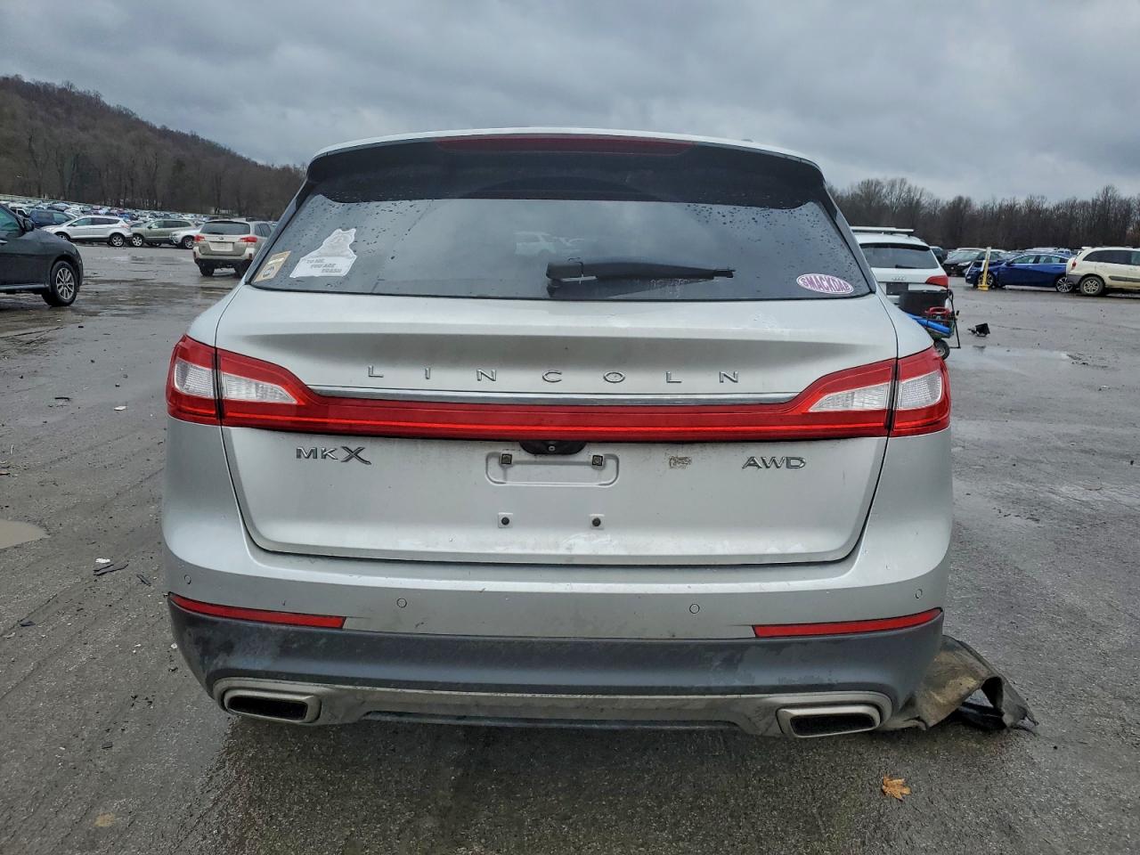 2017 Lincoln Mkx Reserve VIN: 2LMPJ8LR1HBL24136 Lot: 94492605