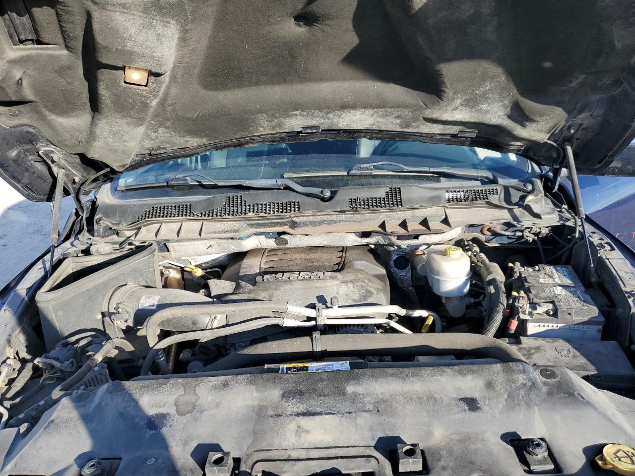 2015 Ram 2500 Laramie VIN: 3C6UR5FJ2FG610921 Lot: 90044075