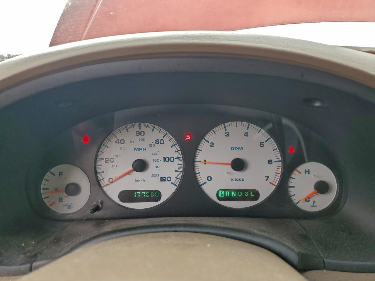 2002 Chrysler Town & Country Lx VIN: 2C4GP44382R697979 Lot: 93934765