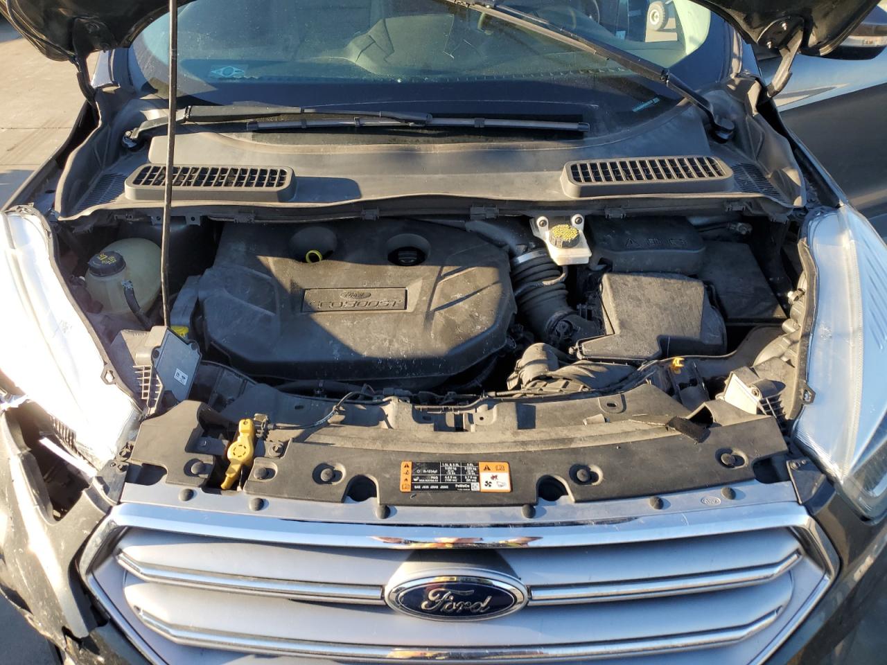 2017 Ford Escape Titanium VIN: 1FMCU0J95HUA63870 Lot: 92450985