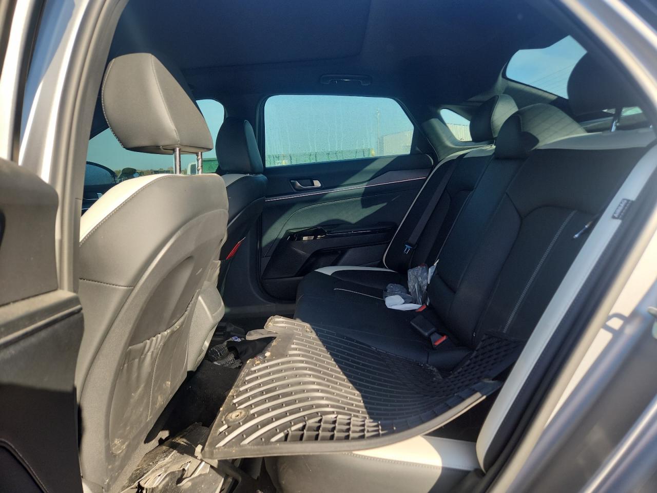 2025 Kia K5 Gt Line VIN: KNAG64J73S5317371 Lot: 92298495