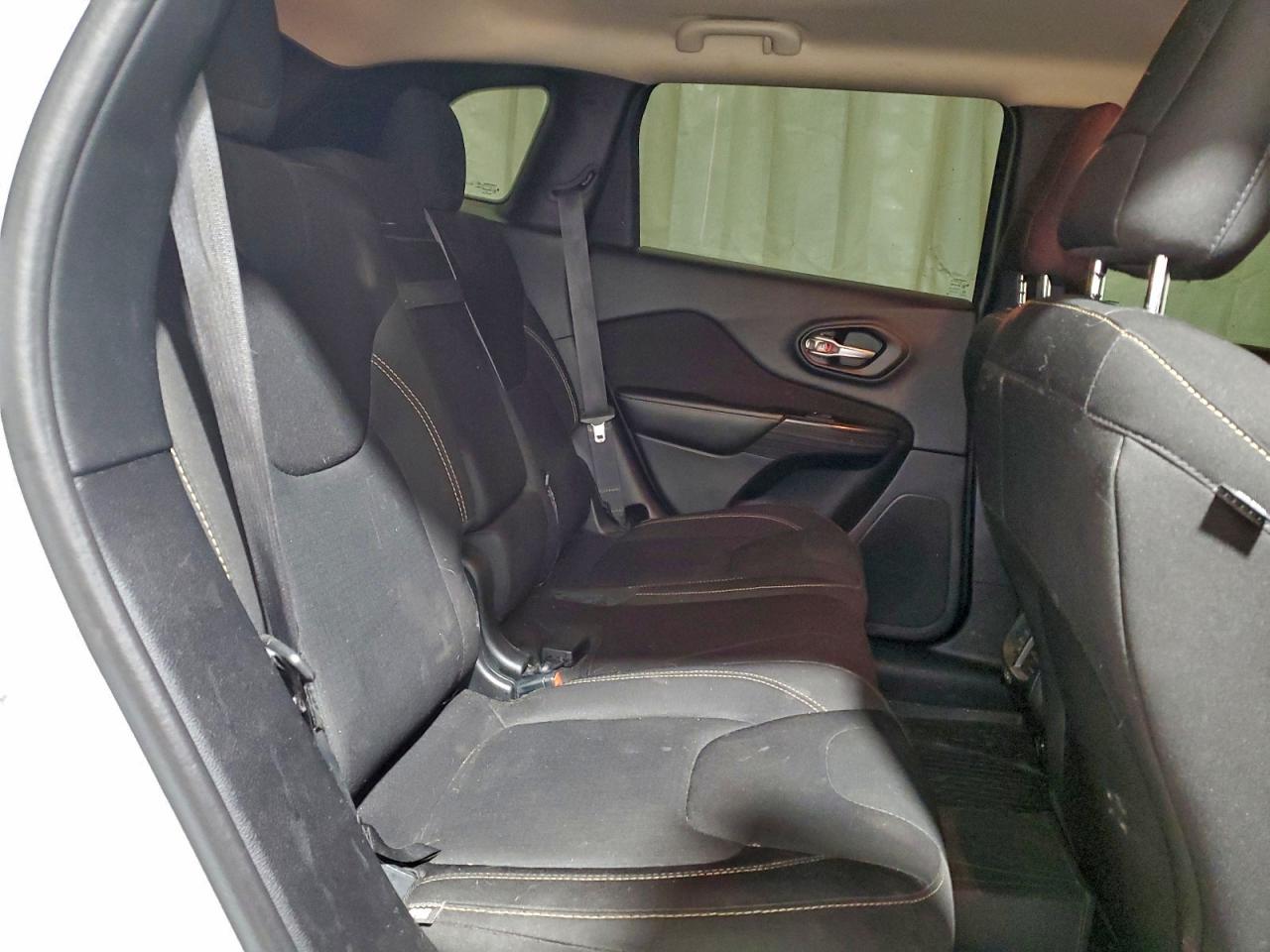 2016 Jeep Cherokee Latitude VIN: 1C4PJMCBXGW225971 Lot: 91849005