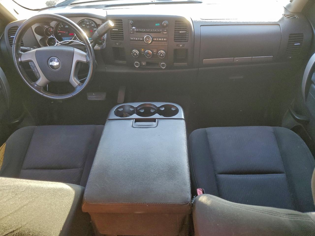 2010 Chevrolet Silverado C1500 Lt VIN: 1GCSCSE07AZ101327 Lot: 94127995