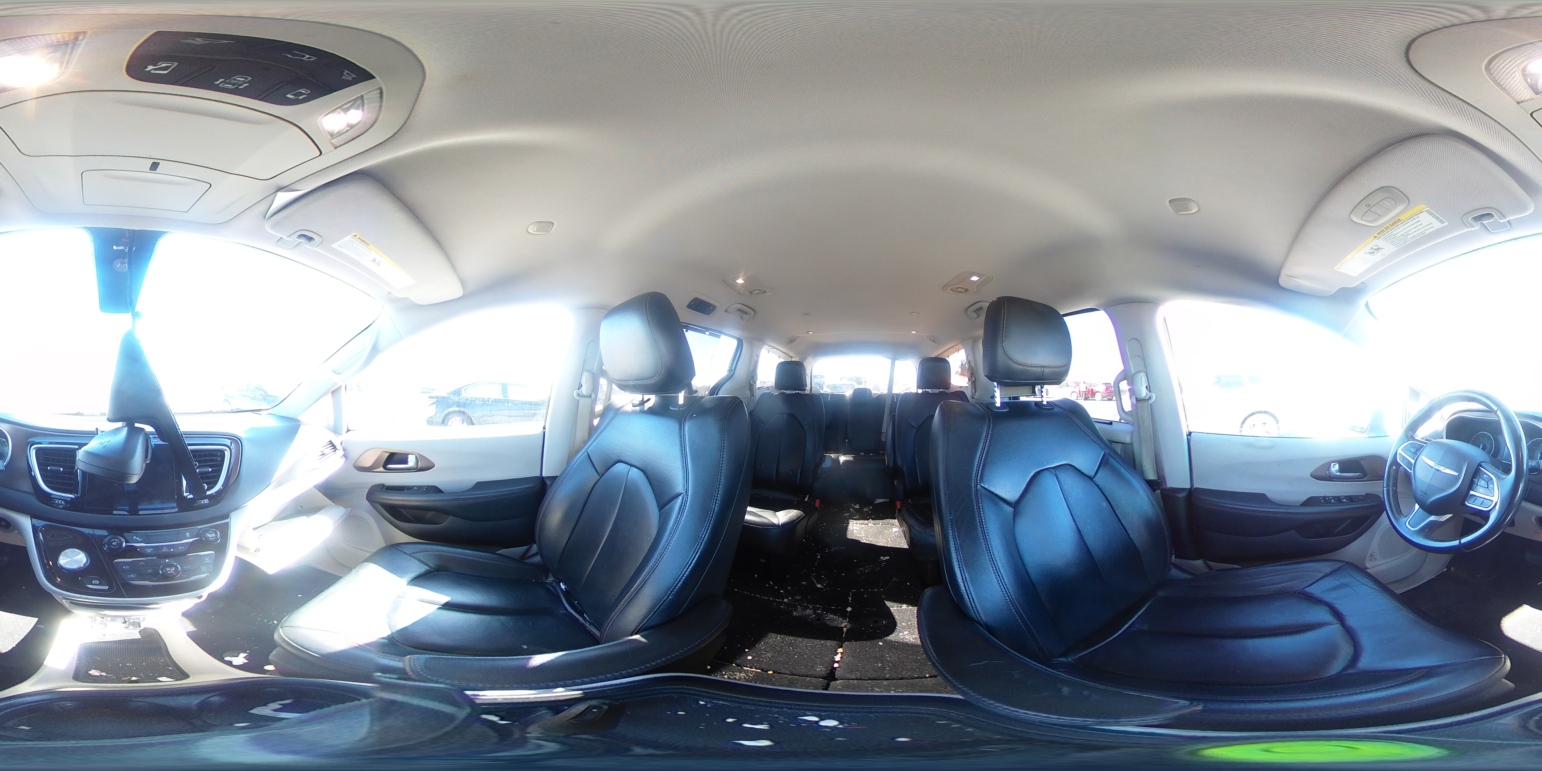 2017 Chrysler Pacifica Touring L VIN: 2C4RC1BG3HR543889 Lot: 92196555