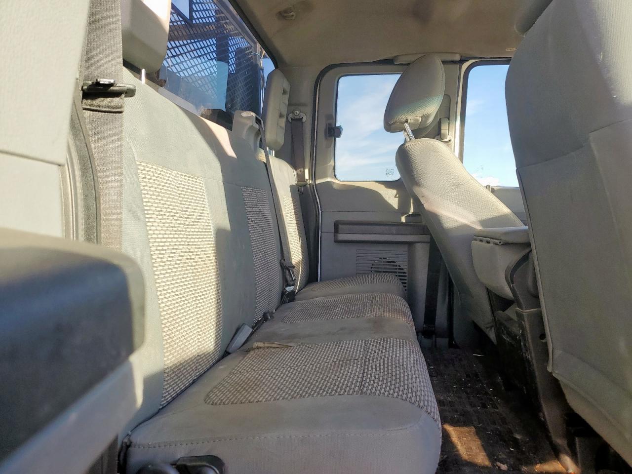 2011 Ford F350 Utility / Service Truck VIN: 1FD8X3E67BEA32698 Lot: 92864605