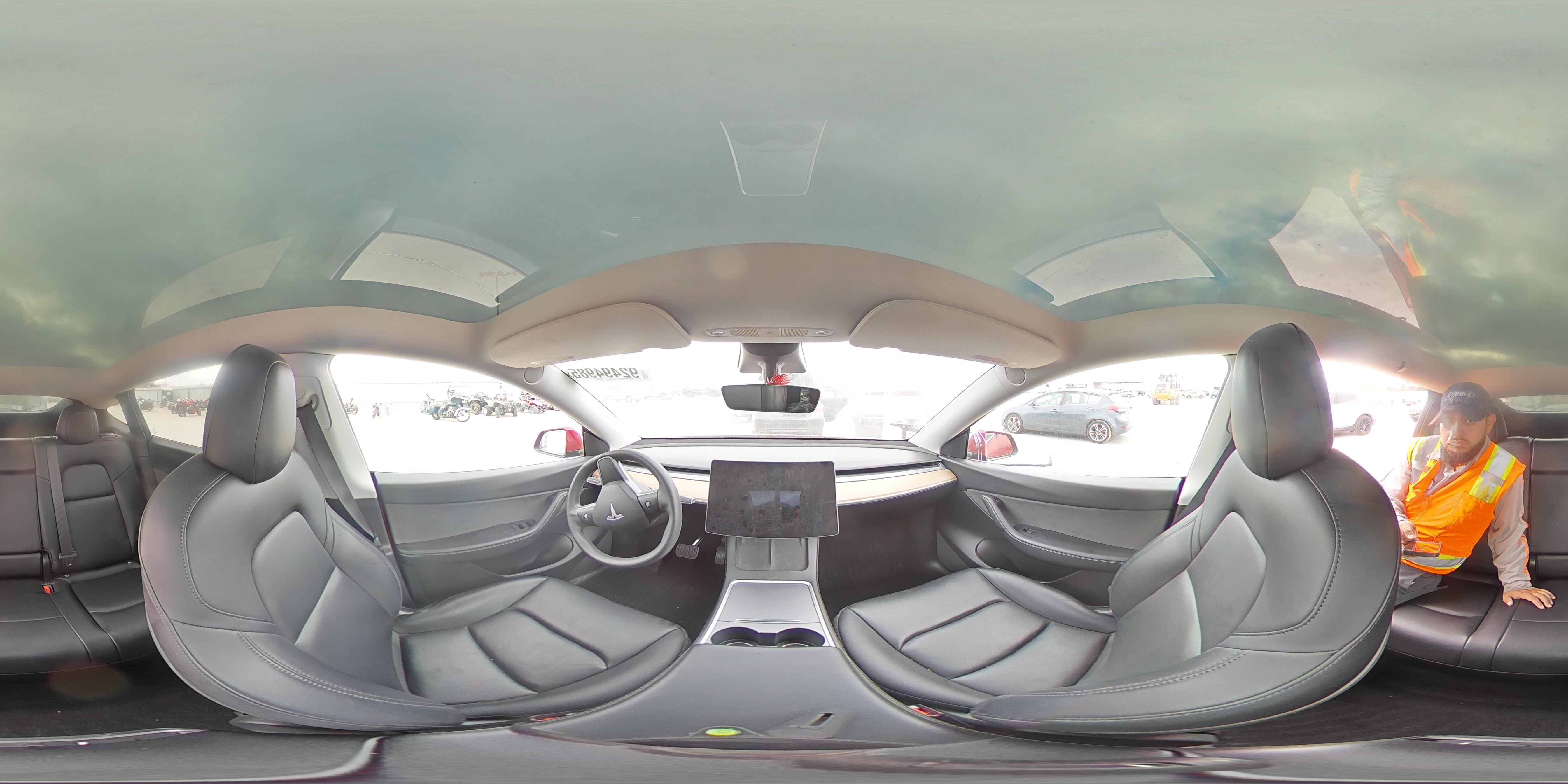 2022 Tesla Model Y VIN: 7SAYGDEE3NF320564 Lot: 92494985