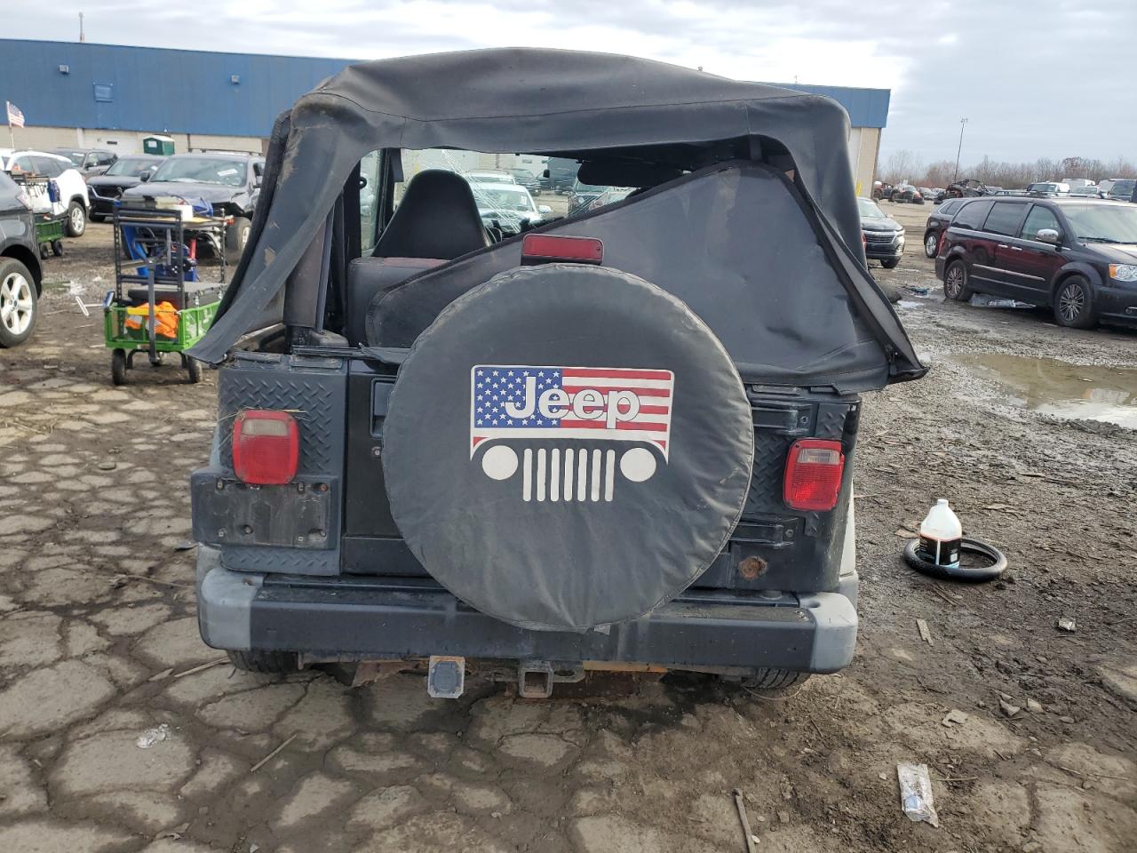 2000 Jeep Wrangler / Tj Sport VIN: 1J4FA49S7YP702364 Lot: 92419255