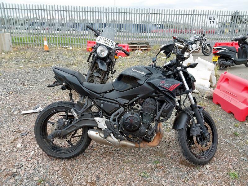 2021 KAWASAKI ER 650 KMFNN 