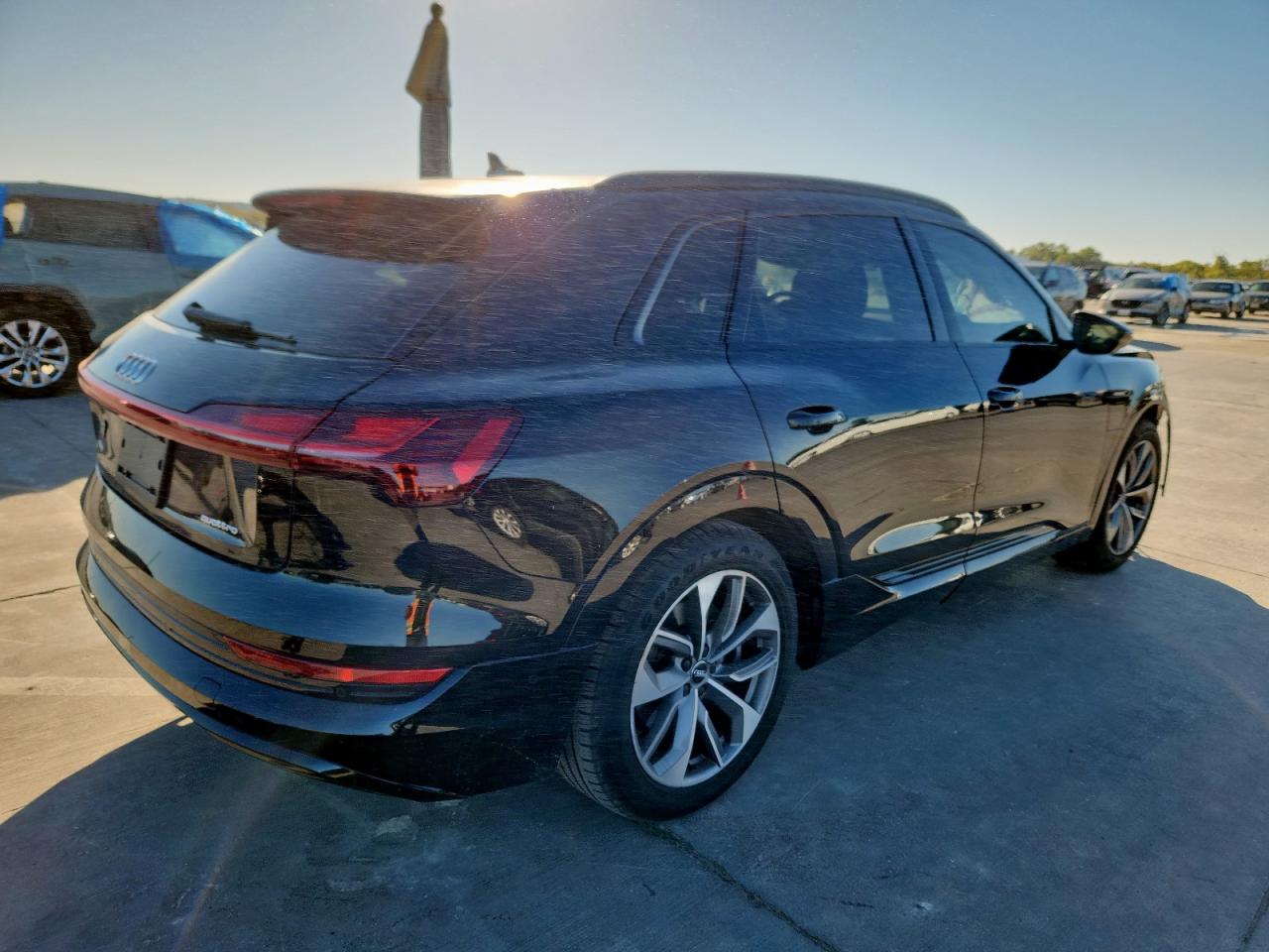 2021 Audi E-Tron Premium Plus VIN: WA1LAAGE1MB004838 Lot: 91587355