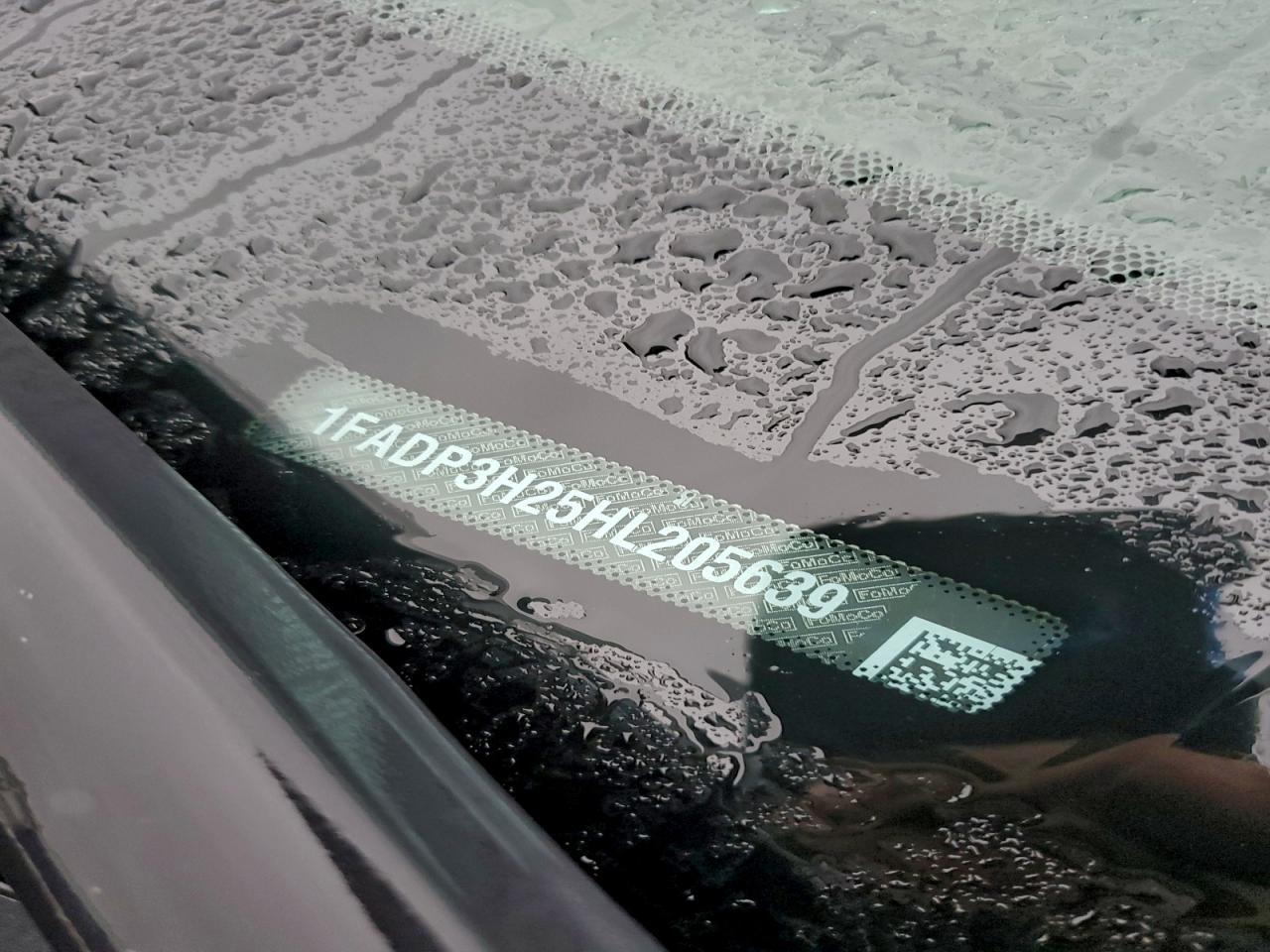 2017 Ford Focus Sel VIN: 1FADP3H25HL205639 Lot: 94229585