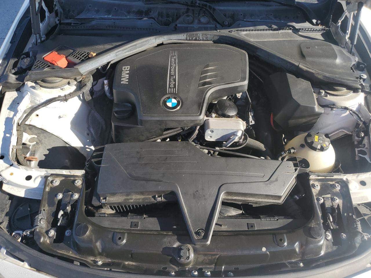 2015 BMW 320 I VIN: WBA3B1C54FP831373 Lot: 91519015