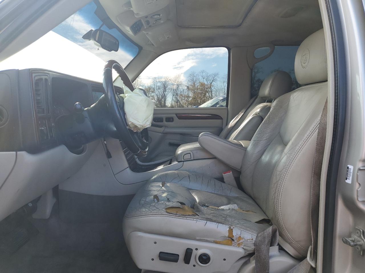 2006 Cadillac Escalade Luxury VIN: 1GYEK63N46R149973 Lot: 92090735