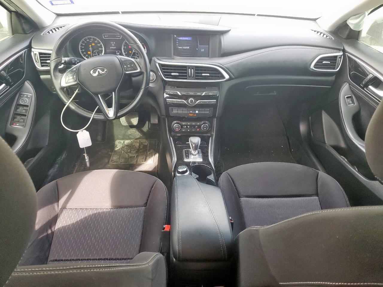 2018 Infiniti Qx30 Pure VIN: SJKCH5CP6JA003165 Lot: 93130245