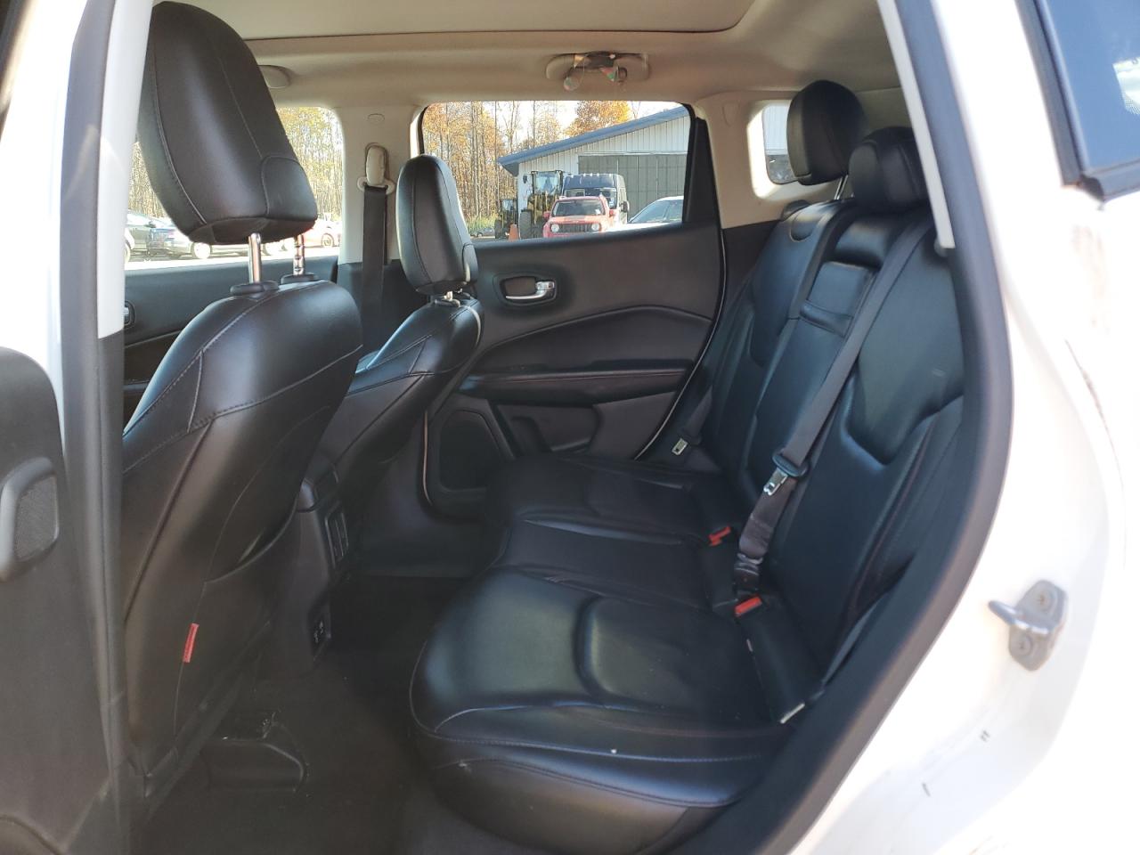 2018 Jeep Compass Trailhawk VIN: 3C4NJDDB8JT144745 Lot: 90781575