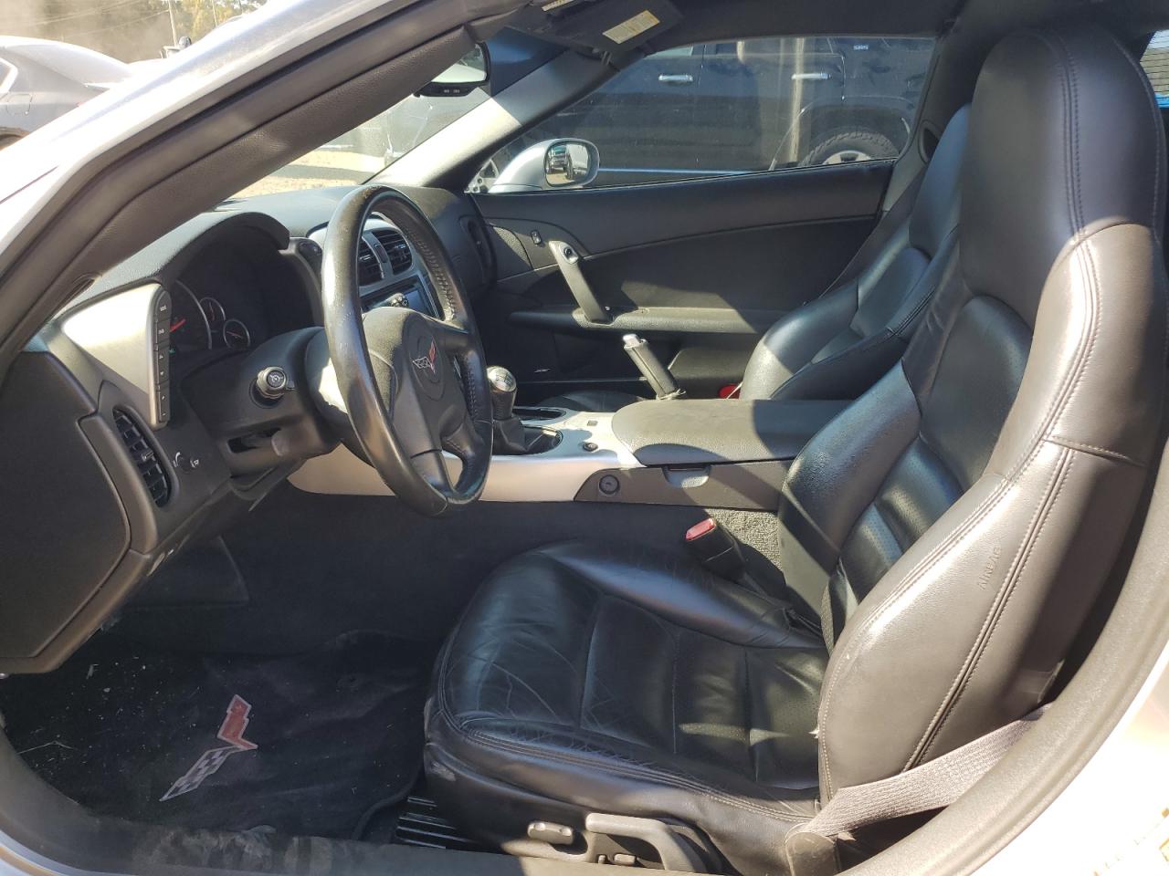 2005 Chevrolet Corvette VIN: 1G1YY24U355111181 Lot: 92802085