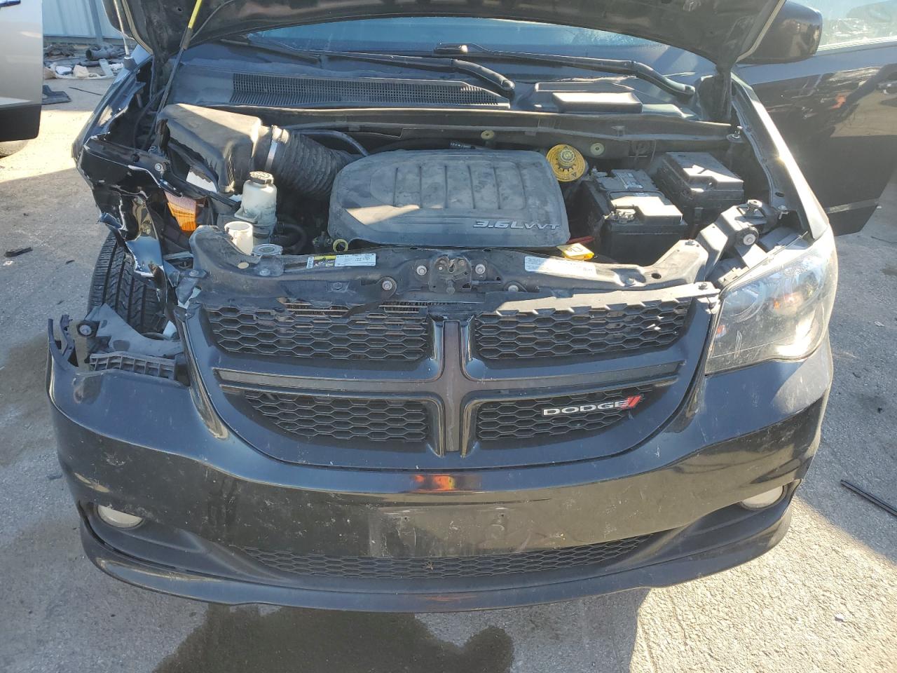 2018 Dodge Grand Caravan Gt VIN: 2C4RDGEG5JR145486 Lot: 90997395