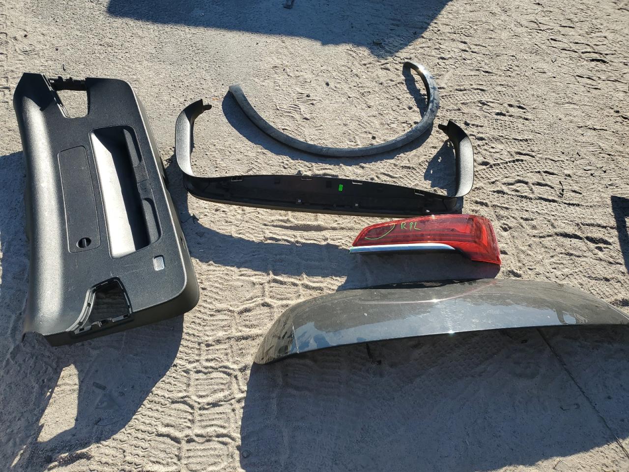 2021 Audi Q5 Premium VIN: WA1AAAFY6M2002697 Lot: 89819025