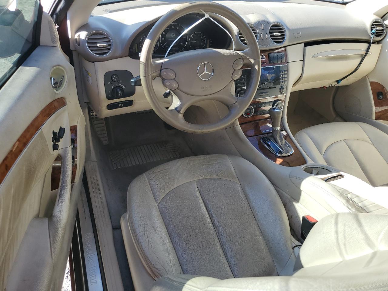 2007 Mercedes-Benz Clk 350 VIN: WDBTJ56H27F218810 Lot: 91352365