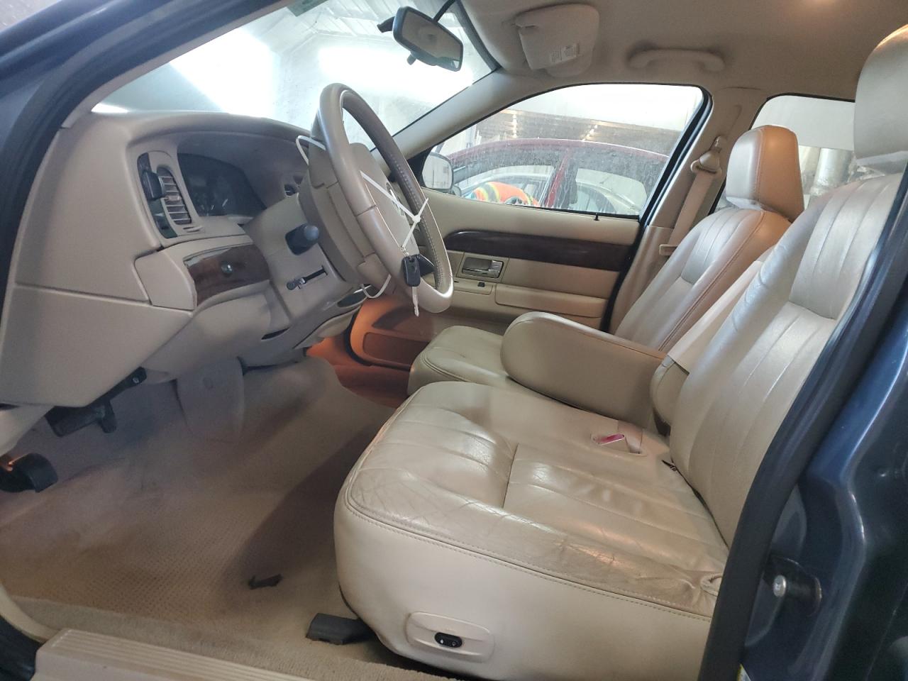 2009 Mercury Grand Marquis Ls VIN: 2MEHM75V99X626583 Lot: 92651305