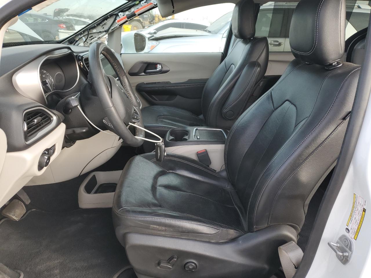 2022 Chrysler Pacifica Touring L VIN: 2C4RC1BG3NR115896 Lot: 92600755