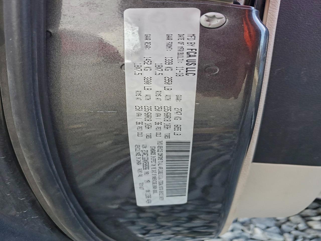 2019 Chrysler Pacifica Limited VIN: 2C4RC1GGXKR589266 Lot: 92885745