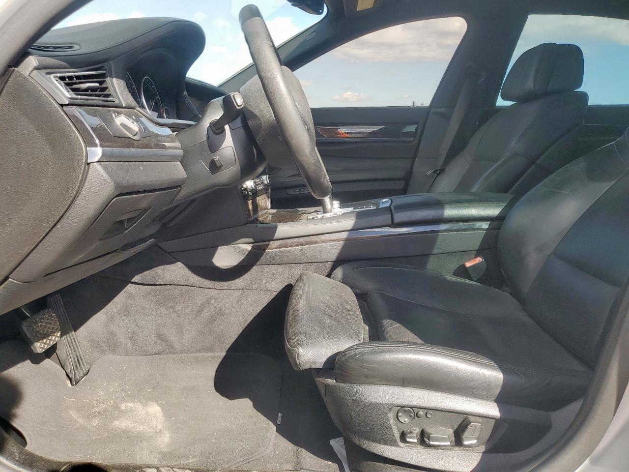 2012 BMW 750 I VIN: WBAKA8C57CCY37887 Lot: 85437095