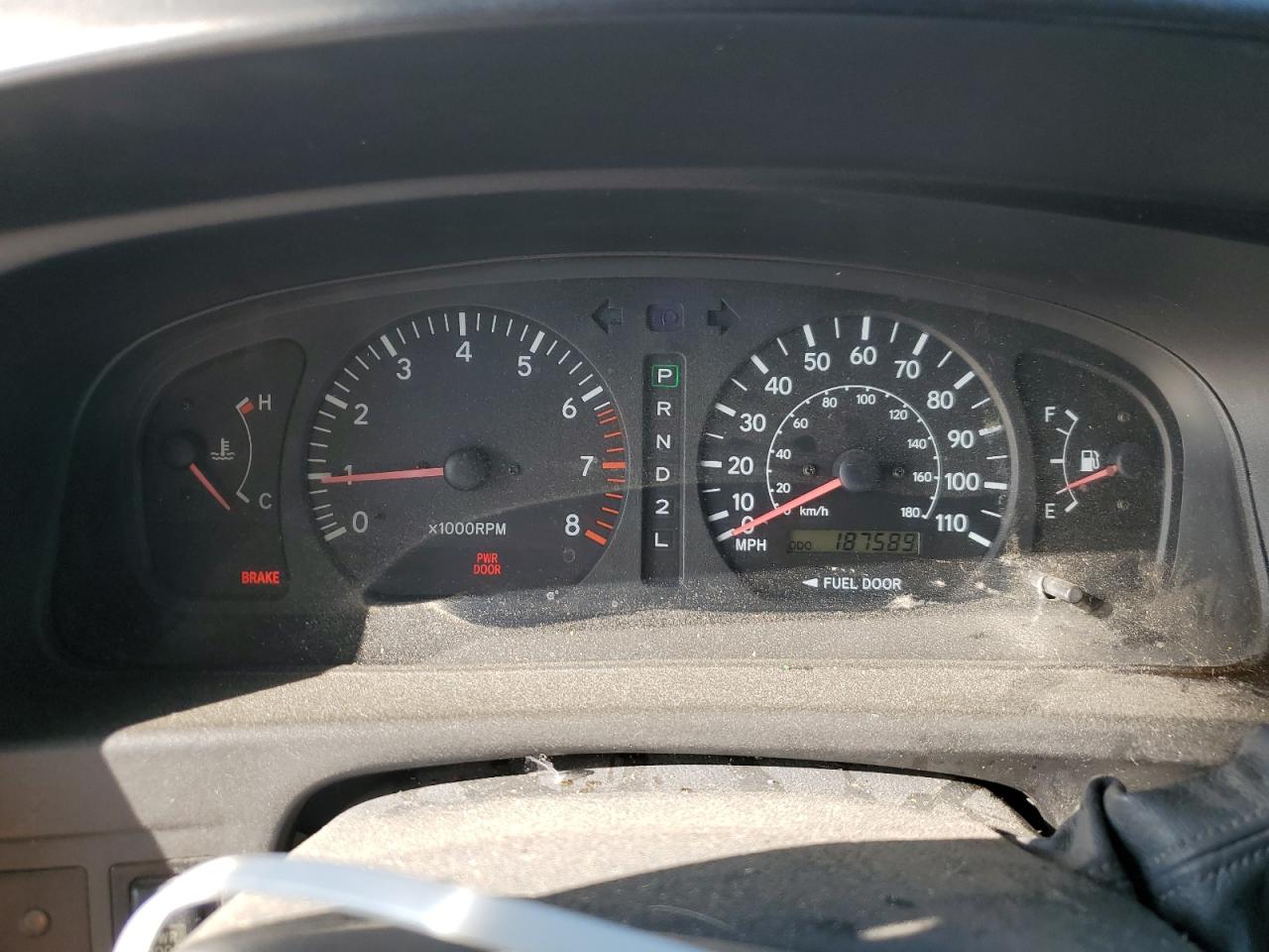 2020 Toyota Sienna Le VIN: 4T3ZF13C0YU235653 Lot: 82756425