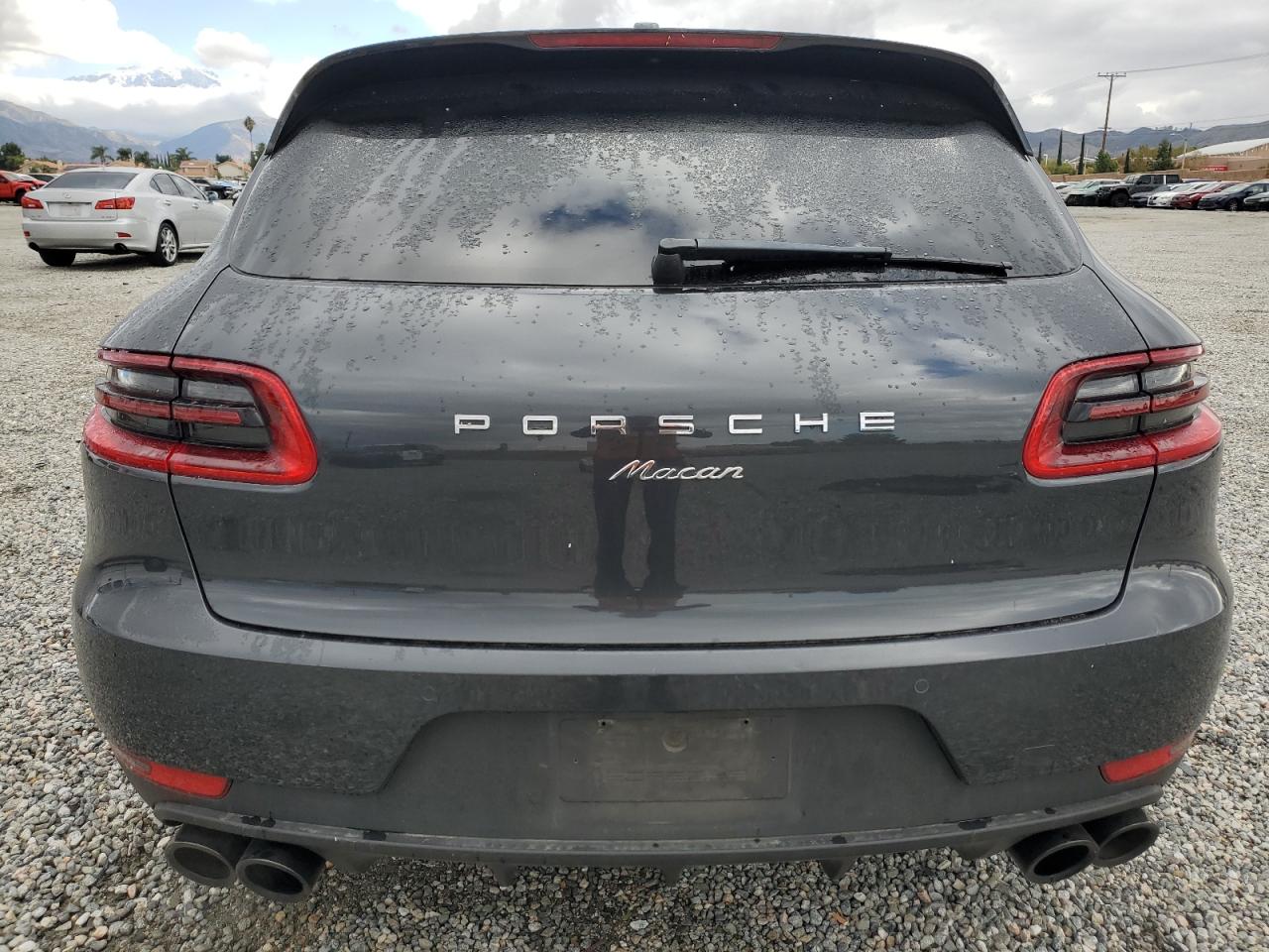 2018 Porsche Macan VIN: WP1AA2A56JLB15093 Lot: 93261215
