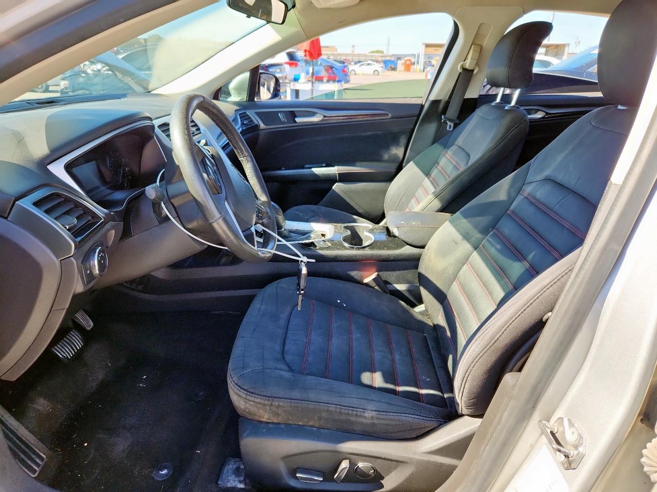 2015 Ford Fusion Se VIN: 3FA6P0H71FR237506 Lot: 90875365