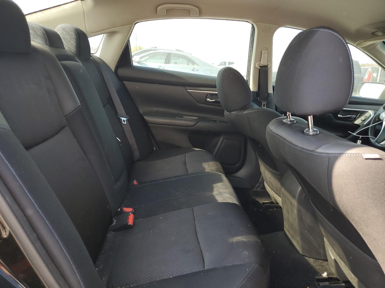 2017 Nissan Altima 2.5 VIN: 1N4AL3AP4HC263018 Lot: 93242645